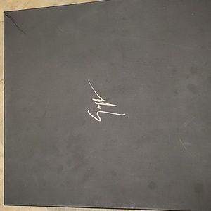 Giuseppe Zanotti sandal